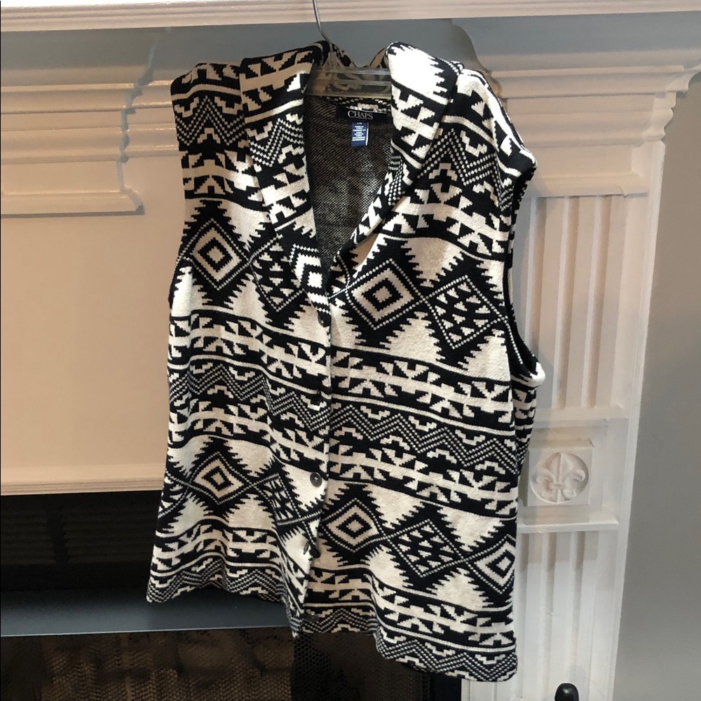 Chaps 100%  cotton knit Black & White ‘Aztec’ Knit Vest